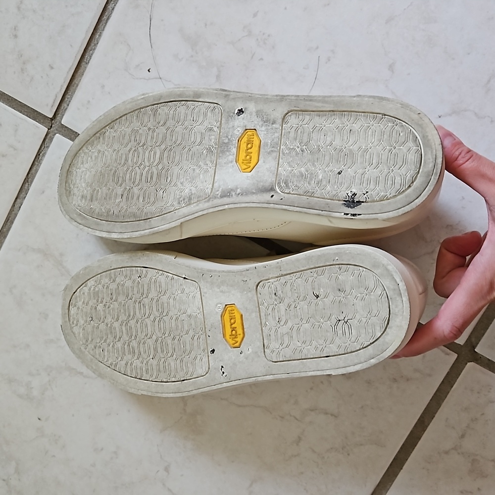 Nisolo Everyday Sneakers - Picture 7 of 8